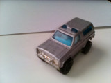 bnk jc Matchbox - masinuta 4x4 Chevy Blazer