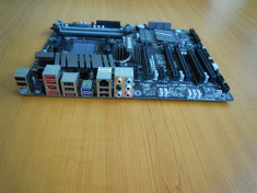 Placa de baza Gigabyte GA-990FXA-UD3 Rev 4.0 Gaming sk AM3+ Aproape noua! foto