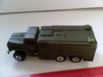 bnk jc Maisto - camion cisterna militar - Military Pumper foto