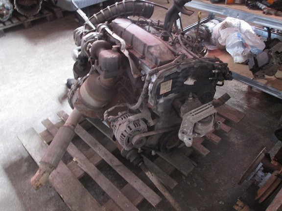 motor complet ford transit 2.0 , an 2003 , 5 trepte foto mare motor complet ford transit 2.0 , an 2003 , 5 trepte foto mare