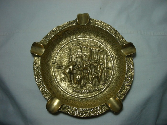 Scrumiera trabuc bronz masiv, colectie cadou, vintage foto mare Scrumiera trabuc bronz masiv, colectie cadou, vintage foto mare