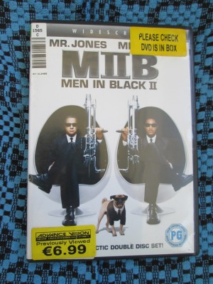 MEN IN BLACK II (2 DVD-uri ORIGINALE - cu WILL SMITH si TOMMY LEE JONES) foto