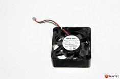 DC Axial Fans NMB 60mm x 60mm x 25mm 2410RL-05W-S60 foto