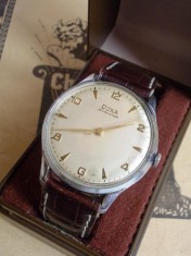 Ceas elvetian DOXA cal. FEF 380, anii 50, functional foto