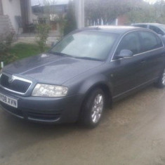 Dezmembrez Skoda Superb 2l tdi cod motor BSS 6 viteze 2008 foto