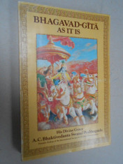 Bhagavad Gita ? As it is foto