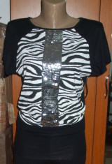 NOU Tricou elegant cu imprimeu zebra alb negru paiete STOLEN S M foto