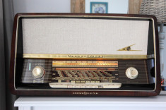 Radio lampi Loewe Opta Venus Stereo type 5781W, complet restaurat foto