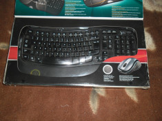 Kit Logitech Cordless Desktop Wave foto