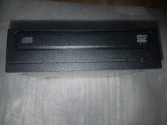 Toshiba Sh-d163 DVD-ROM SATA negru - poze reale foto