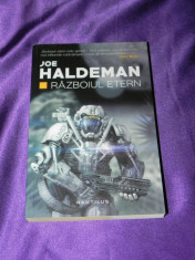 Joe Haldeman - Razboiul etern editia 2015 (f5027 foto