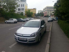 Opel Astra H 1,9 CDTI Caravan Cosmo Leder+Navi+Xenon foto