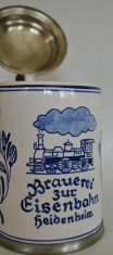 Halba de bere ceramica cu capac din zinc, veche cu tematica feroviara foto