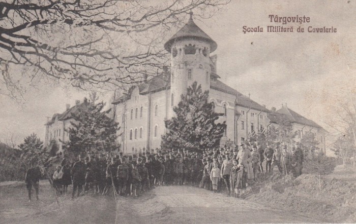 TARGOVISTE SCOALA MILITARA DE CAVALERIE ED. LIBBRARIA UNIVERSALA GH. STANESCU