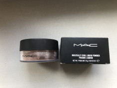 MAC Magically Cool Liquid Powder 24g foto