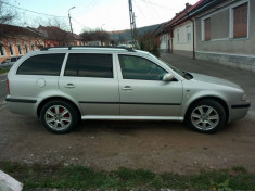 Skoda Octavia foto