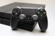 PlayStation 4 Consola PS4 foto