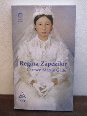 Regina-Zăpezilor .Carmen Mart&amp;iacute;n Gaite foto