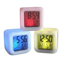 Ceas Cub Multicolor cu Calendar , Termometru si Alarma foto