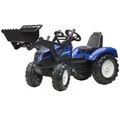 Tractor New Holland T8 cu Cupa foto