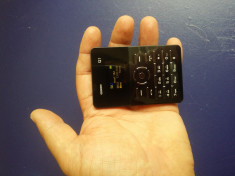Cel Mai Mic Telefon NOU AIEK Q1 Cat Un Card Radio Bluetooth Orice Retea Card foto