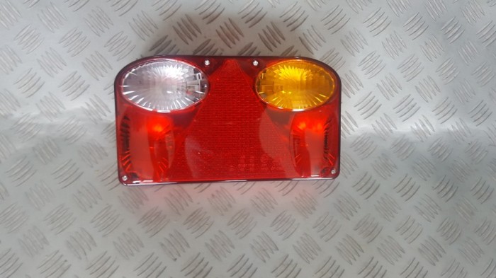 set lampa stop cu tot cu cablu de conetare la 12v