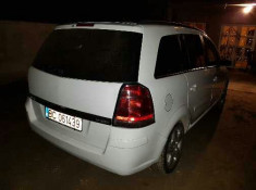 opel zafira 2006 foto