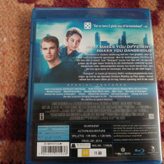 Film DIVERGENT SPECIAL edition 2 DISC EDITION film + Specil Features BLU RAY foto