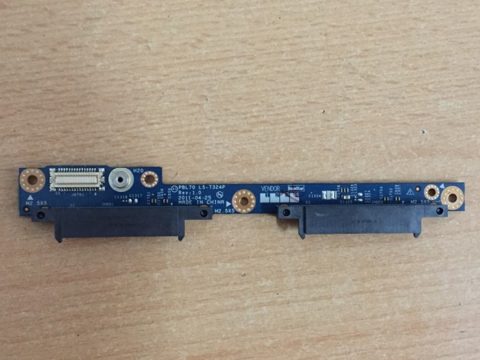 Conector hdd Asus X73B { A76}