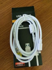 Cablu compatibil iPhone 5 / 6 / 7 / 8 / 10 / 12 fir gros 1,5m foto