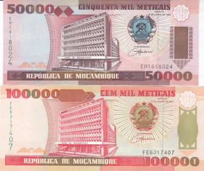 Bancnota Mozambic 50.000 si 100.000 Meticais 1993 - P138/139 UNC ( 2 bancnote ) foto