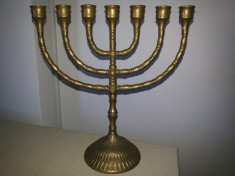 Menora veche,evreiasca,din bronz,masiv,suport pentru 7 lumanari foto