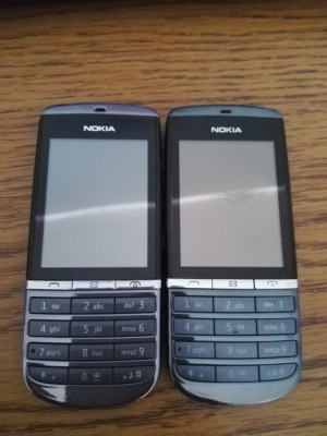 Nokia Asha 300 / original / carcasa originala / aspect nota 10 foto