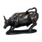 Statueta rasina si bronz &quot;Taurul de pe Wall Street&quot;