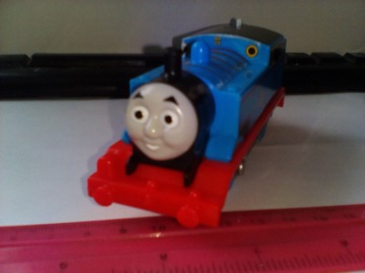 bnk jc Locomotiva Thomas cu baterii - Mattel Trackmaster - functionala foto