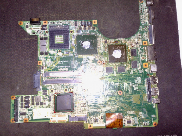 Placa de baza laptop HP Pavilion DV9000 DA0AT7MB8E7 Rev: E - DEFECTA