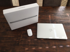 Apple MacBook Pro &amp;quot;2.2 GHz Core i7&amp;quot; 15&amp;quot; Retina Display Mid-2015 foto
