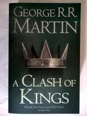 George R. R. Martin - A Clash of Kings foto