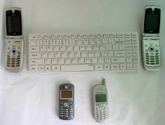 lot 4 telefoane si o tastatura wireless se vand in mod de licitatie ( Mokazie ) foto