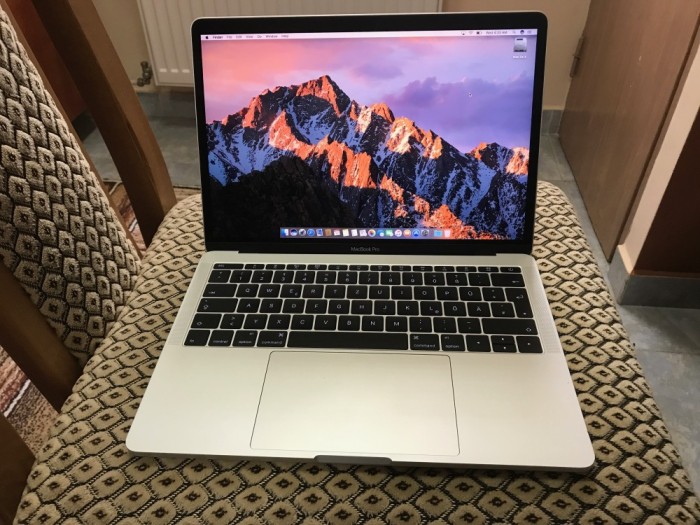 MacBook Pro Retina 13" Late 2016, i5 2GHZ, 8GB DDr3, SSD 256GB, GARANTIE foto mare MacBook Pro Retina 13" Late 2016, i5 2GHZ, 8GB DDr3, SSD 256GB, GARANTIE foto mare