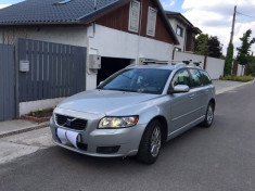 VOLVO V 50 foto