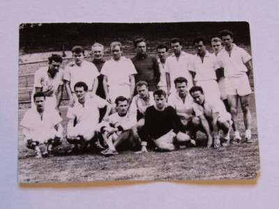 Foto (veche) originala-echipa de fotbal SALGOTARJAN (Ungaria- anul 1960) foto