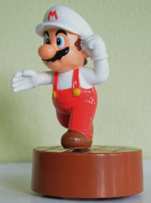 Figurina Mario Plastic - NINTENDO - 2014 10cm inaltime foto
