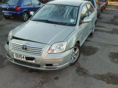 Toyota Avensis 2004 2.0 Diesel foto