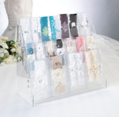 3 Tier Acrylic Displayer foto