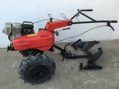 Rractoras cu Plug , Motocultor foto