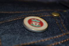 Pantaloni 3 sferturi Liverpool (L.F.C) originali (brand echipa), noi foto