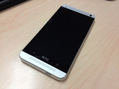 Vand HTC one M7 dual sim foto