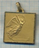 ZET 211 MEDALIE SPORTIVA? INVATAMANT?-INTERESANTA-UN INGER ADUCE CUNUNA DE LAURI