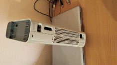 CONSOLA XBOX 360 CU DEFECT foto